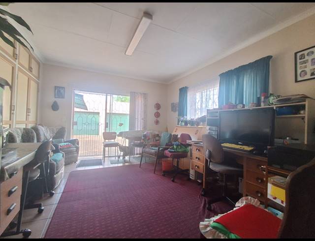 3 BEDROOM HOUSE FOR SALE IN SONLAND PARK